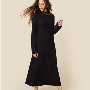 Christy Dawn Dress NWOT Long Sleeves Maxi Stretchy Knit Size Medium